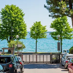 Marialuisa's - Le Rive Del Apartamento Desenzano del Garda